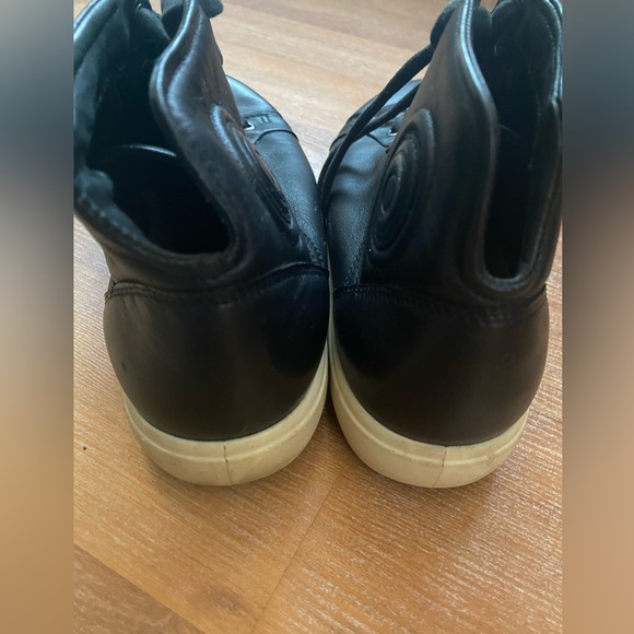 ECCO High Top Sneakers - Picture 7 of 8